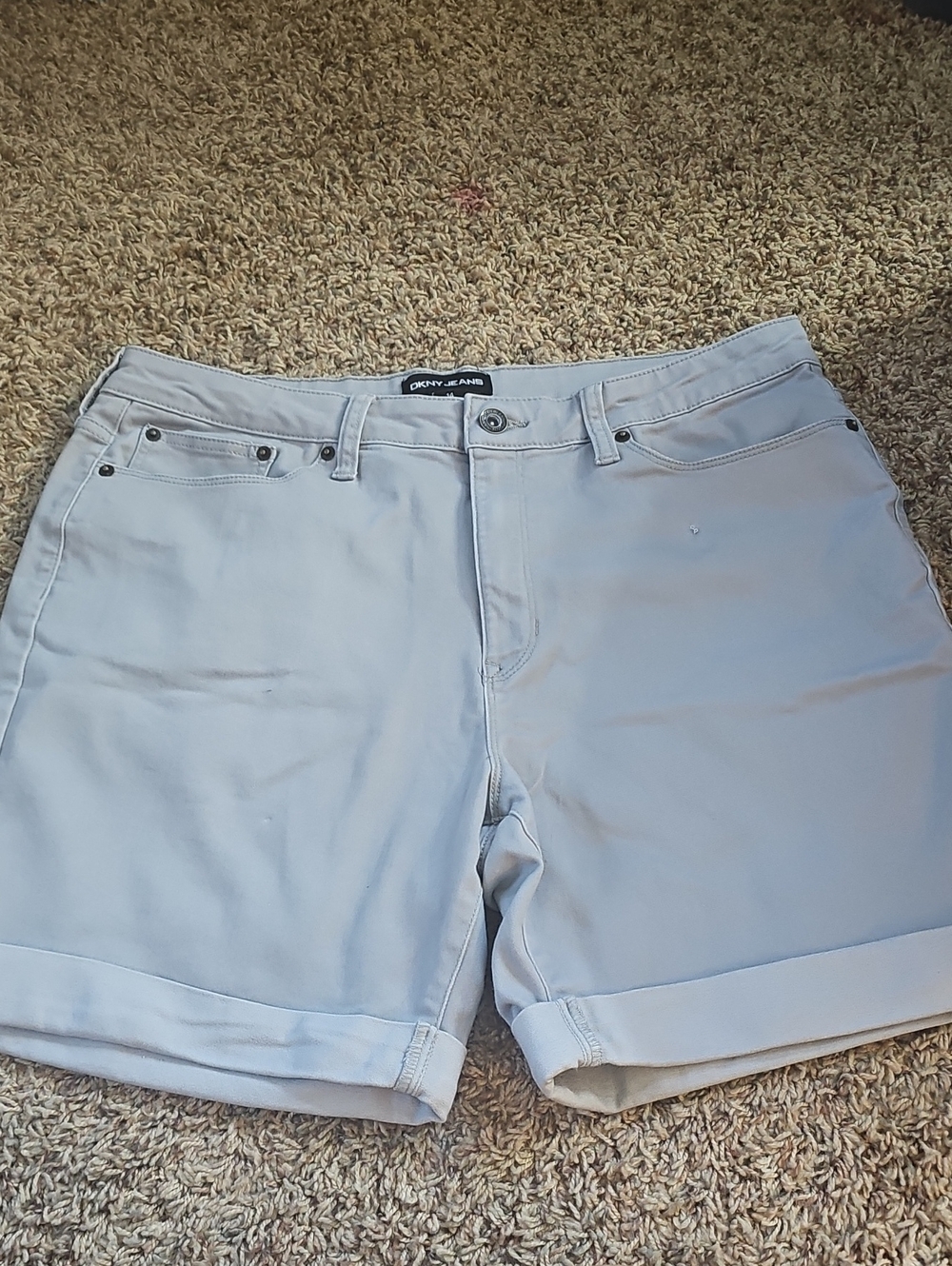 DKNY Light Gray Womens  Flat-Front Roll Cuff Shorts